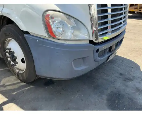 FREIGHTLINER Cascadia 113 Bumper Assembly, Front
