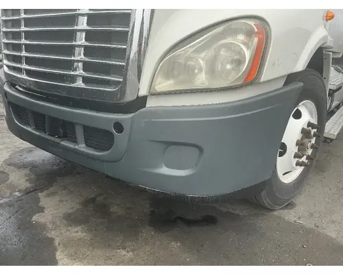 FREIGHTLINER Cascadia 113 Bumper Assembly, Front