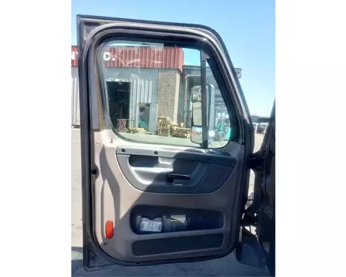 FREIGHTLINER Cascadia 113 Cab Assembly