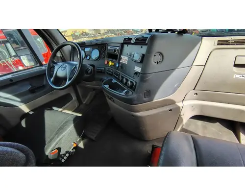 FREIGHTLINER Cascadia 113 Cab Assembly