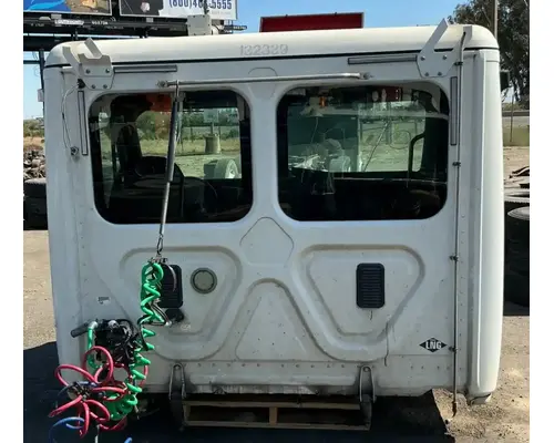FREIGHTLINER Cascadia 113 Cab Assembly