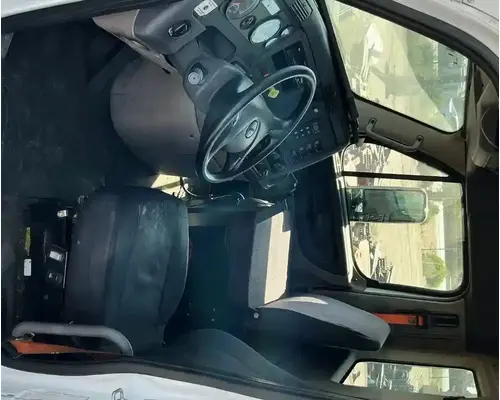 FREIGHTLINER Cascadia 113 Cab Assembly