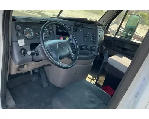 FREIGHTLINER Cascadia 113 Cab Assembly