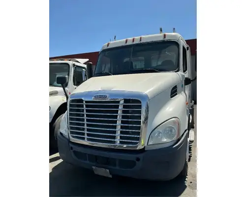 FREIGHTLINER Cascadia 113 Cab Assembly