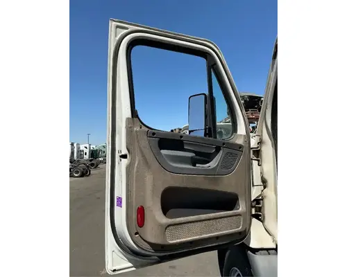 FREIGHTLINER Cascadia 113 Cab Assembly