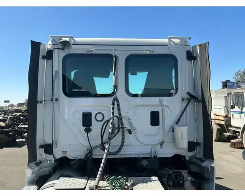 FREIGHTLINER Cascadia 113 Cab Assembly