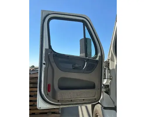 FREIGHTLINER Cascadia 113 Cab Assembly