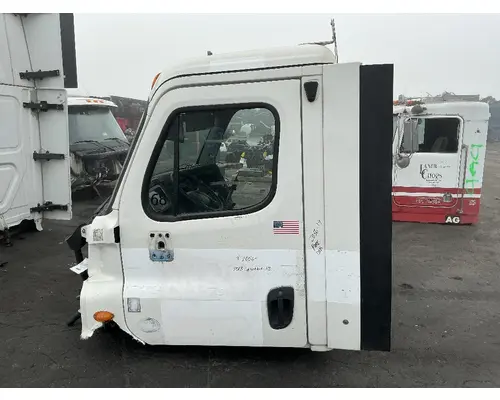 FREIGHTLINER Cascadia 113 Cab Assembly