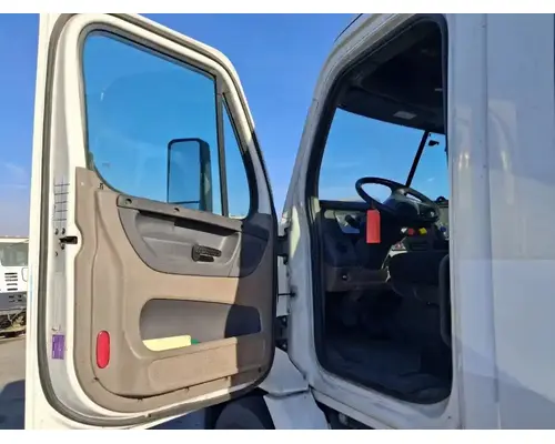 FREIGHTLINER Cascadia 113 Cab Assembly