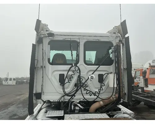 FREIGHTLINER Cascadia 113 Cab Assembly