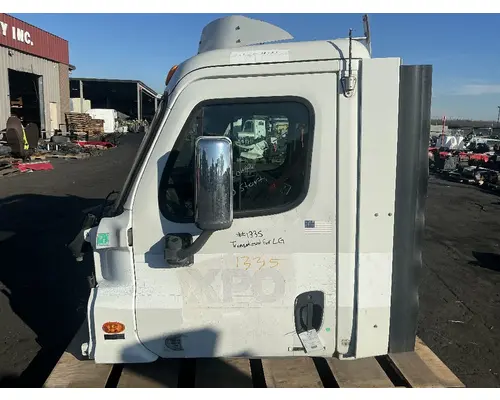 FREIGHTLINER Cascadia 113 Cab Assembly