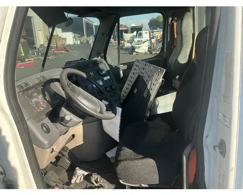 FREIGHTLINER Cascadia 113 Cab Assembly