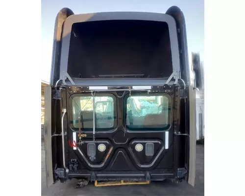 FREIGHTLINER Cascadia 113 Cab Assembly