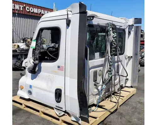 FREIGHTLINER Cascadia 113 Cab Assembly