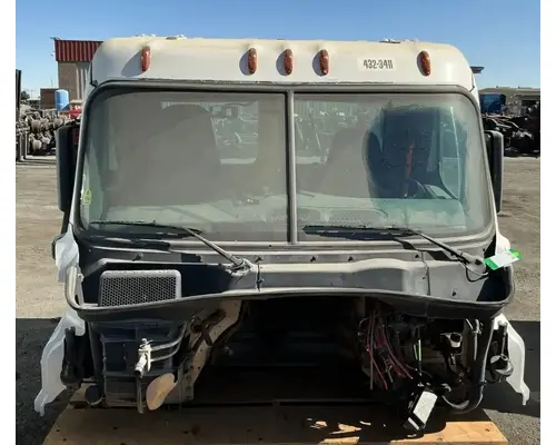 FREIGHTLINER Cascadia 113 Cab Assembly