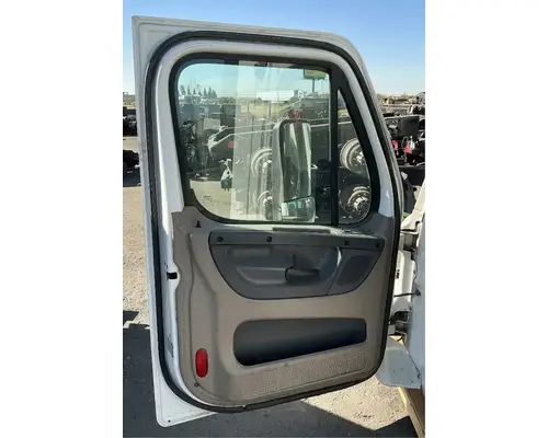FREIGHTLINER Cascadia 113 Cab Assembly