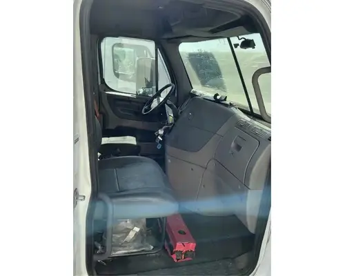 FREIGHTLINER Cascadia 113 Cab Assembly