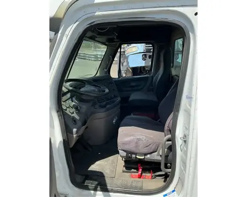 FREIGHTLINER Cascadia 113 Cab Assembly