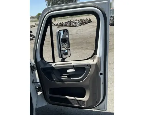 FREIGHTLINER Cascadia 113 Cab Assembly
