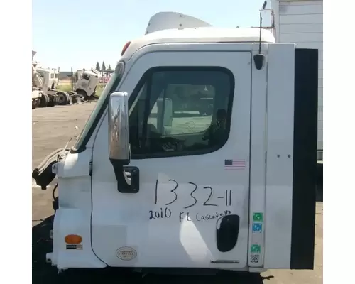 FREIGHTLINER Cascadia 113 Cab Assembly