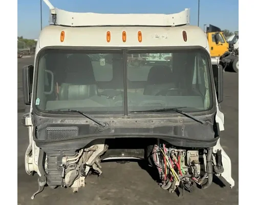 FREIGHTLINER Cascadia 113 Cab Assembly