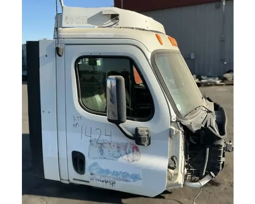 FREIGHTLINER Cascadia 113 Cab Assembly