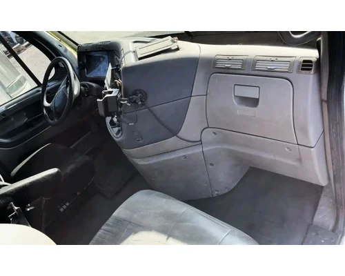 FREIGHTLINER Cascadia 113 Cab Assembly