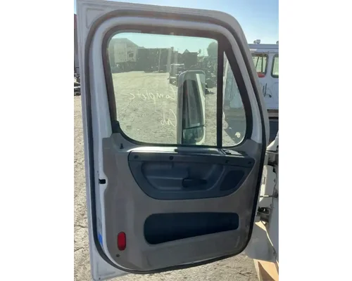 FREIGHTLINER Cascadia 113 Cab Assembly