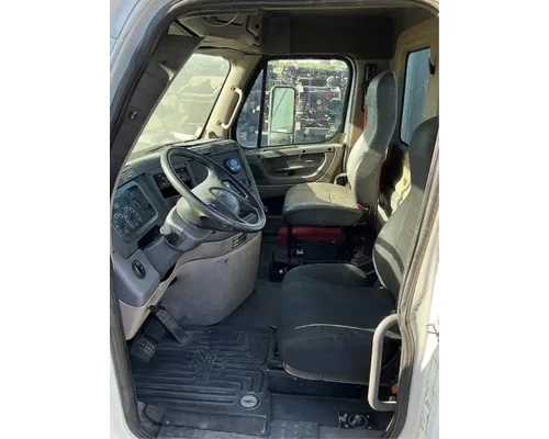 FREIGHTLINER Cascadia 113 Cab Assembly