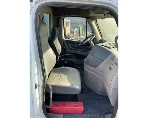 FREIGHTLINER Cascadia 113 Cab Assembly