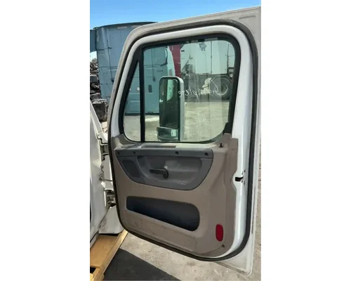 FREIGHTLINER Cascadia 113 Cab Assembly