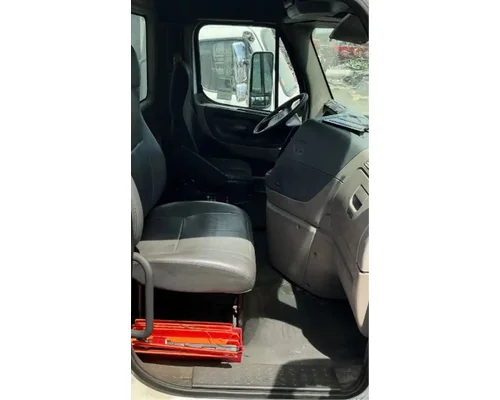 FREIGHTLINER Cascadia 113 Cab Assembly