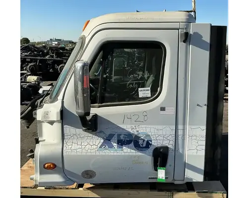 FREIGHTLINER Cascadia 113 Cab Assembly