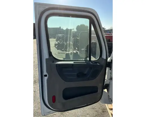 FREIGHTLINER Cascadia 113 Cab Assembly