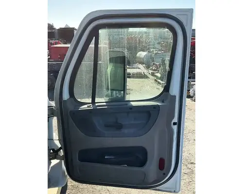 FREIGHTLINER Cascadia 113 Cab Assembly