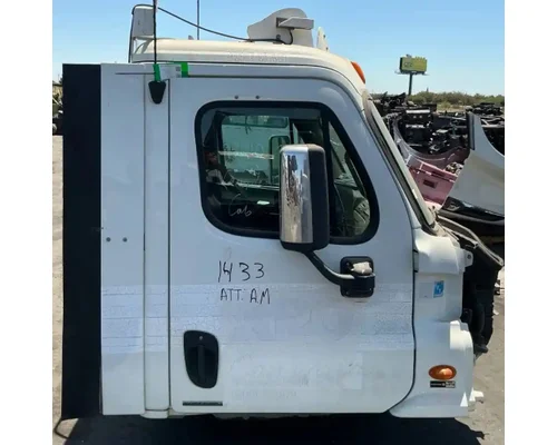 FREIGHTLINER Cascadia 113 Cab Assembly