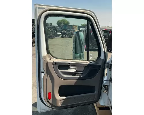 FREIGHTLINER Cascadia 113 Cab Assembly