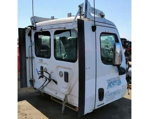 FREIGHTLINER Cascadia 113 Cab Assembly
