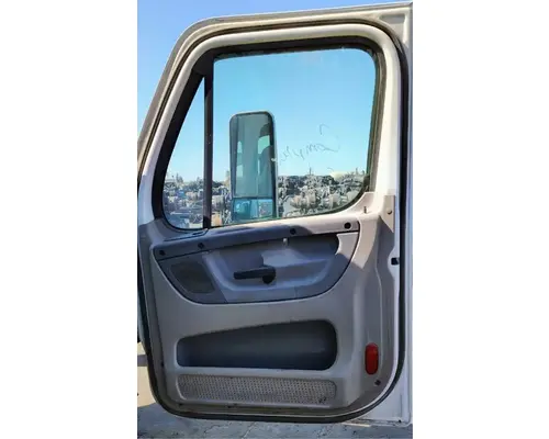 FREIGHTLINER Cascadia 113 Cab Assembly