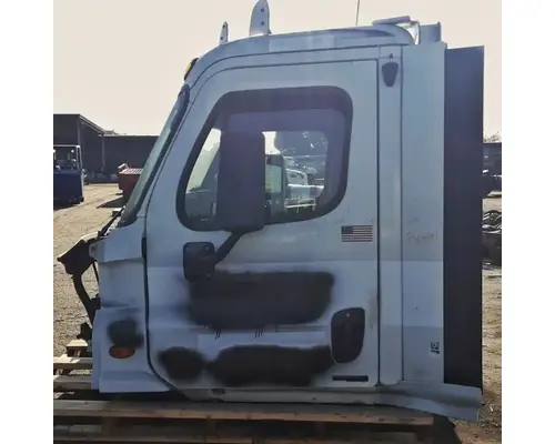FREIGHTLINER Cascadia 113 Cab Assembly