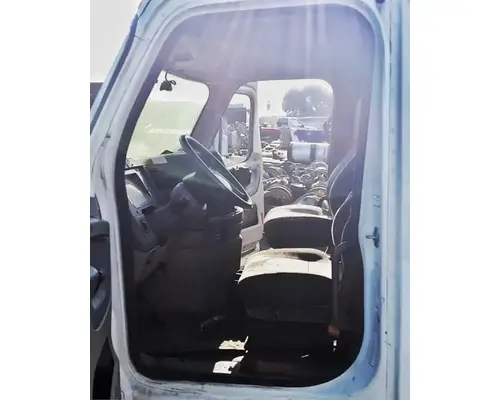 FREIGHTLINER Cascadia 113 Cab Assembly