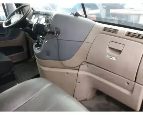 FREIGHTLINER Cascadia 113 Cab Assembly