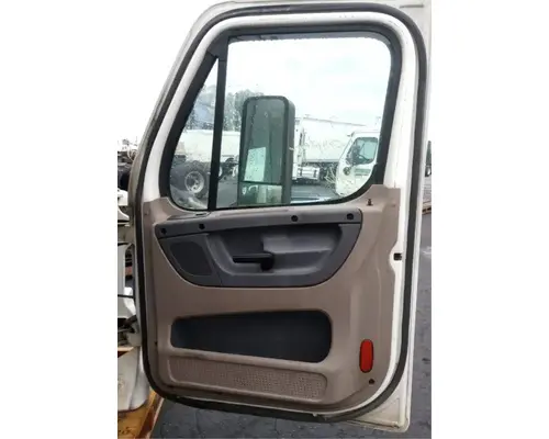 FREIGHTLINER Cascadia 113 Cab Assembly