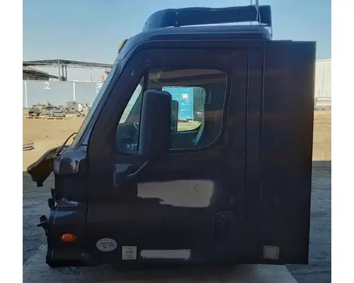 FREIGHTLINER Cascadia 113 Cab Assembly
