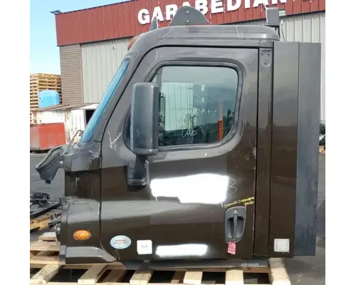 FREIGHTLINER Cascadia 113 Cab Assembly