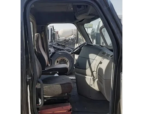 FREIGHTLINER Cascadia 113 Cab Assembly