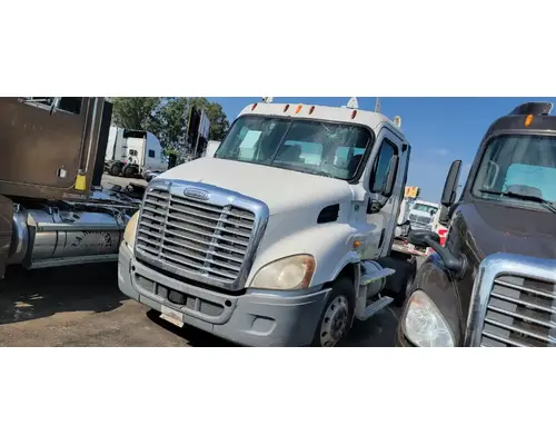 FREIGHTLINER Cascadia 113 Cab Assembly