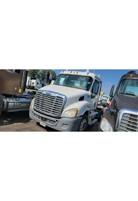 FREIGHTLINER Cascadia 113 Cab Assembly