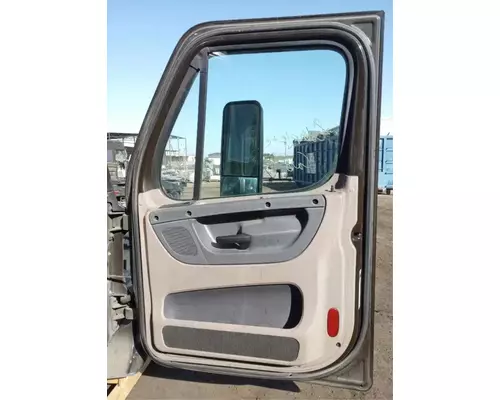 FREIGHTLINER Cascadia 113 Cab Assembly