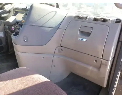 FREIGHTLINER Cascadia 113 Cab Assembly